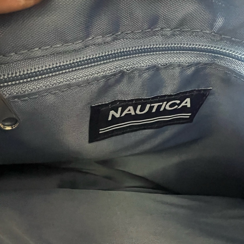 Nautica Embossed Navy Crossbody Bag, excellent condition - Picture 10 of 12